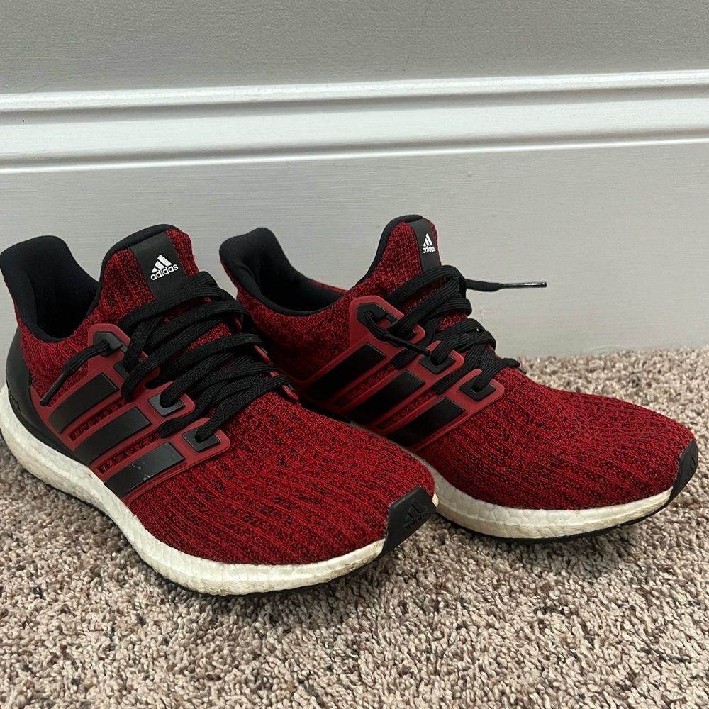 Men’s Adidas Ultraboosts Size 8